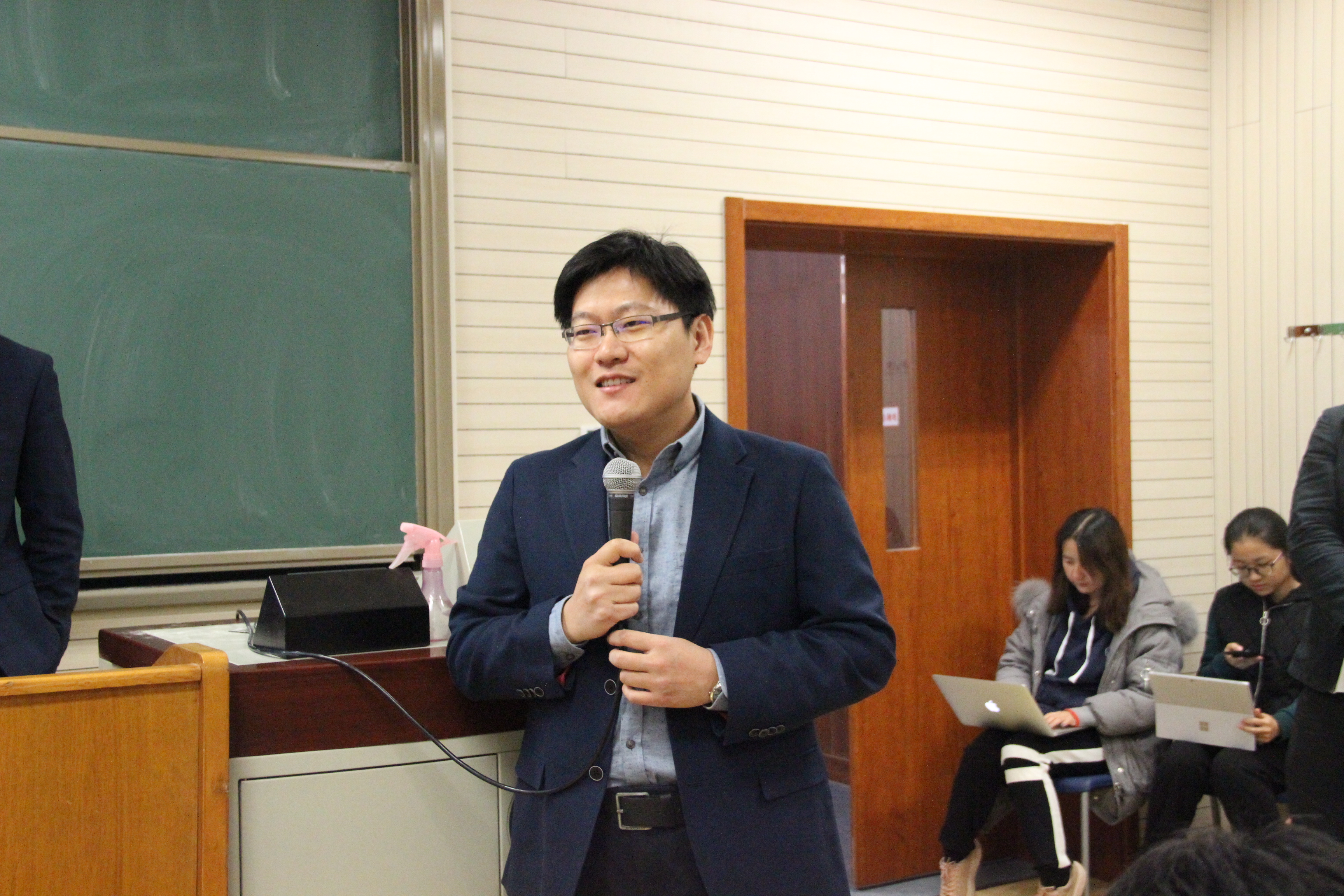 人大法学院副院长张翔教授谈"法学方法论与法学写作"